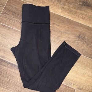 Athleta Salutation Stash Pocket II 7/8 Tight Small Yoga Gym Workout EUC Black
